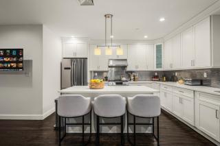 Stylish 3BR Designer Home in Harlem with Parking - Nueva York - 2