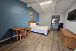 Luxury Inn & Suites - Nacogdoches - 4