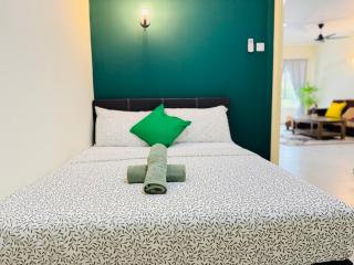 Desaru Family Suite Pool View 5GWiFi NetFlix 3A05 - 1