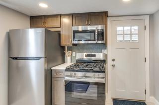 Walk to Edinboro Lake Home with Fire Pit! - Edinboro - 3