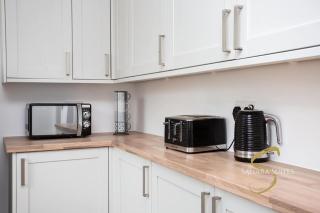 Stylish 3-Bed - Heart of Newcastle - Long Stays - Saint Peters - 3