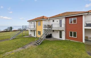 2 Bedroom Awesome Apartment In Gudhjem - Gudhjem - 2