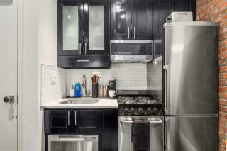 NYC's Prime Location Upscale 2BR - New York - 9