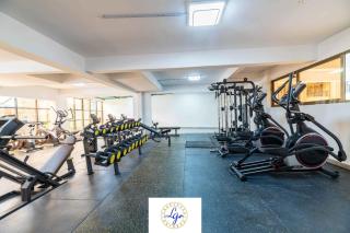classy studio apartment in kilimani with fully equipped gym and balcony which breathtaking city views - Nairobi - 9