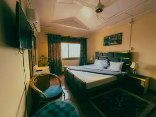 Sapphire Lodges - Muzaffarabad - 8