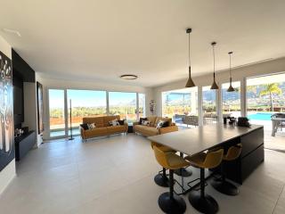 Villa Nanni Contemporary, Pool and Garden - 5