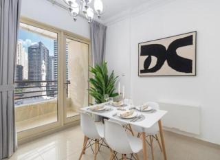 Dubai Marina-2Bedroom-3 balcony -holiday home-direct acces to Marina Promenade - 7