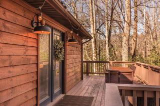 Whispering Pines Cabin - 4