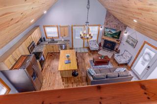 Whispering Pines Cabin - 2