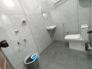 The Mountmist Apartment - Kochi - 1