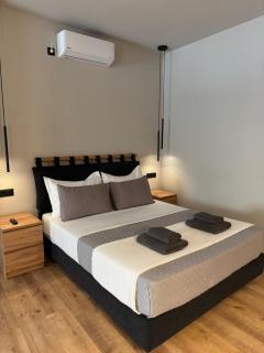 DIVINUS Luxury Stay - Markopoulo - 9