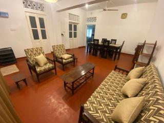 3 Bedrooms Holiday Home in Colombo 06 - Colombo - 0