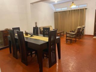 3 Bedrooms Holiday Home in Colombo 06 - Colombo - 3