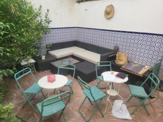 Andalusian patio, historic center - 3