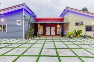 Hidden 5BR Cottage House Retreats (Free Parking) - Butterworth - 2
