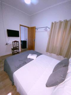 Quarto privativo no centro - Itapira - 5
