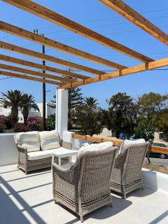 2S Tone of the Apartment - Naxos Chora - 8