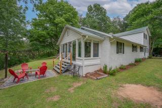 Country View Oasis With Fireplace And Firepit - Mill Spring - 1