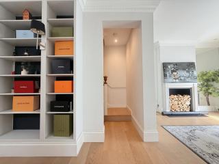Spacious and cosy 3BRs 5F House in Heart of London - London - 1