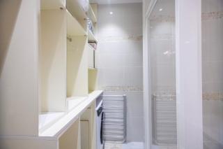 Centre-ville, proche port - 1