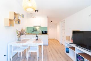 PIĘKNY KLIF Apartament 7 min do Morza TARAS na dachu z widokiem na Las - Debina - 0