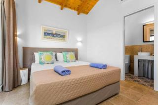 Astarte Villas - Casa Petra Elia Villa with Pool - Amoudi - 9