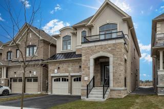 Modern Comfort in Clarington - 0