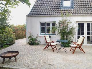 Maritime Holiday Home Secluded On The Dike - Osterhever - 4
