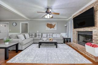 3-Bedroom Columbus Family Home with Private Pool - 3