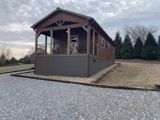 Moore Road Cabin 2 Pet Friendly - Tryon - 1