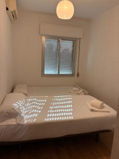 Apartamento de 2 dormitorios junto al Hospital - Albacete - 7