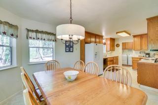 Yosemite Home Base Community Perks and Lake Access! - Groveland - 5