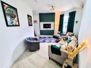 West Yorkshire Canal Retreat - Lindley - 9