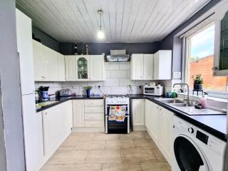 West Yorkshire Canal Retreat - Lindley - 7