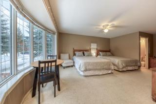 Fernie Ski Bike Fish Double Queen Room on the River - Fernie - 1
