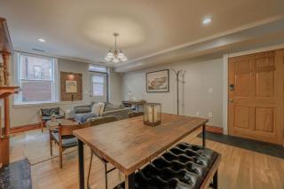Classic 2Bed 2Bath Apartment w patio in Back Bay - Boston - 8
