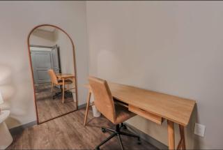 Chic Modern 2 bed Apartment with Exposed Brick - Boston - 6