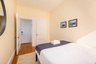 Stunning Back Bay 1Bed 1Bath - 5