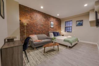 Modern Simple Studio South End - Boston - 0