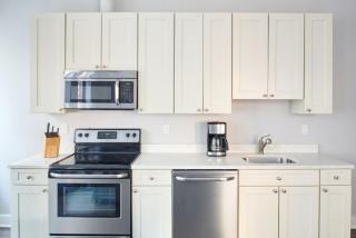 Bright FIDI 1 Bedroom Centrally Located - Boston - 6