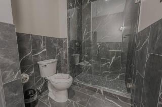 Stylish Downtown 2 Bedroom - Boston - 5