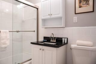 Cozy Back Bay Studio and Close to Fenway - 3