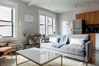 Bay Village Charm with 99 WalkScore with Short and Long Stays - Boston - 2