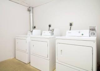 Downtown Studio Students Welcome Washer and Dryer - Boston - 3