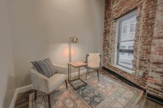 Centralized Downtown Location Onsite Parking - Boston - 1