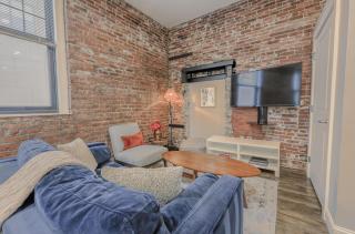 Unbeatable Location 4 bed Loft Parking Optional - Boston - 5