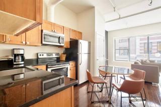 2br 2ba FIDI Apt Keyless Entry Walk anywhere - Boston - 7