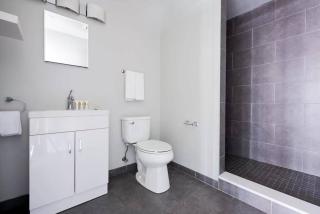 Spacious FIDI 2br 2ba Close to Everything - Boston - 8