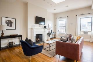 Luxury 4BR 3BA in Fenway w Epic Roof Deck - Boston - 0