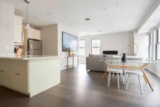 New and Lovely 1br in FIDI District with Keyless Entry - Boston - 2